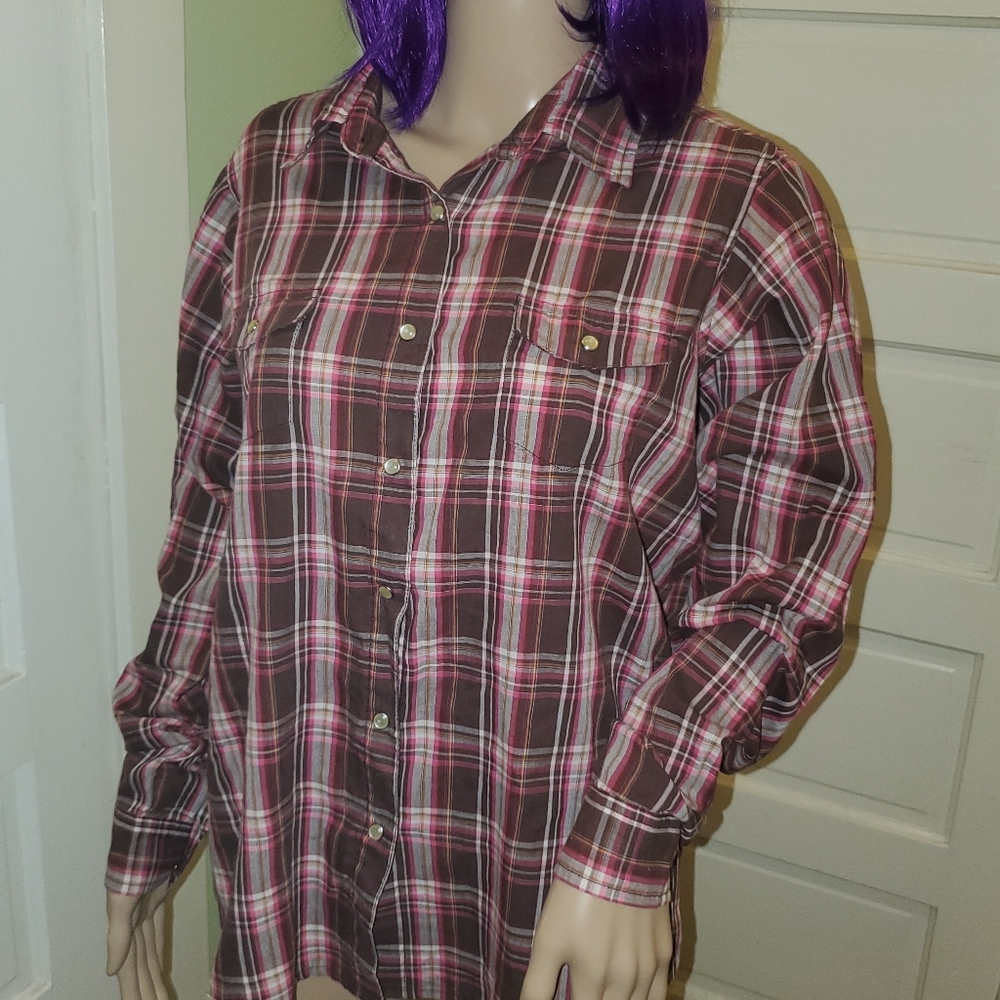 Wrangler pearlized snap western shirt